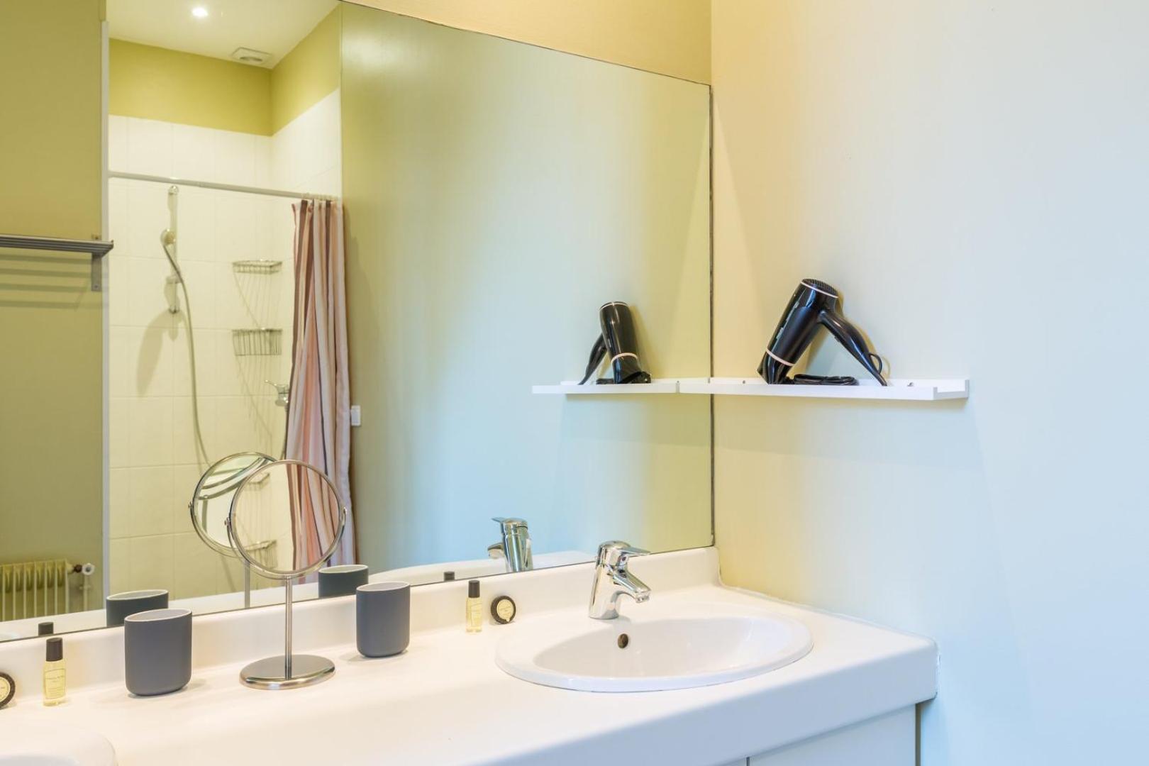 Guestready - Duplex Lumineux Et Spacieux, 7 Personnes บอร์โด ภายนอก รูปภาพ